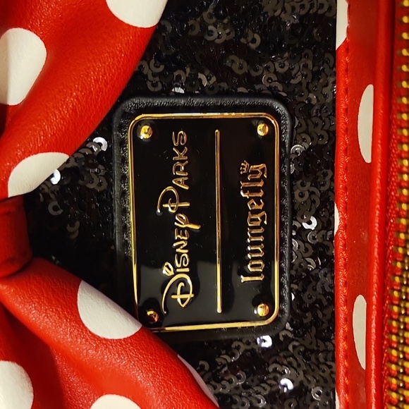 Disney Parks Loungefly Minnie Mouse Sequin Red and White Polka Dots Backpack - Picture 4 of 5